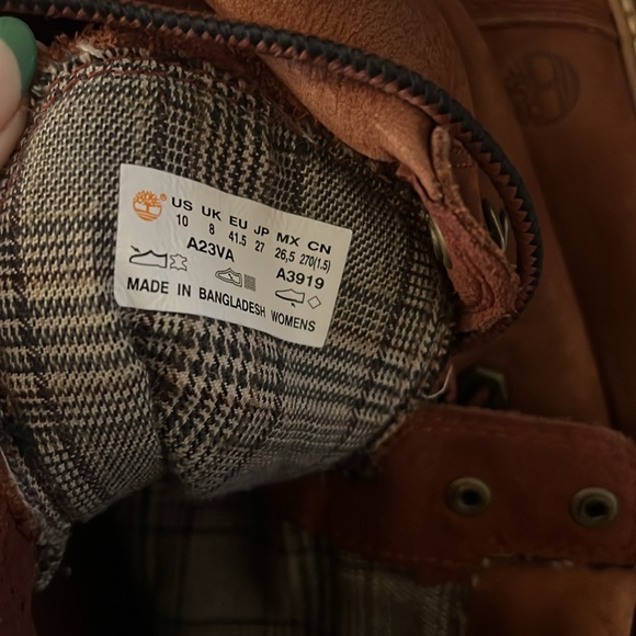 Timberland Lace-Up Boots - Picture 6 of 6